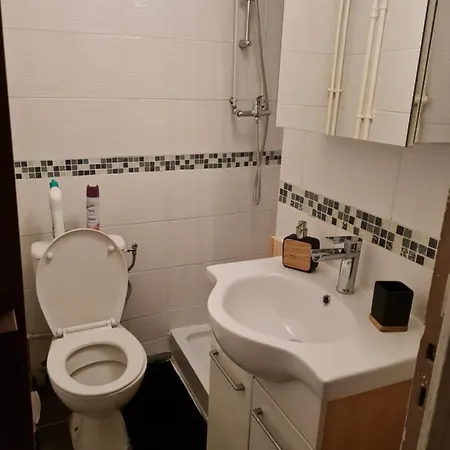 Cosy A 5mn A Pied De La Gare De Melun. Apartamento